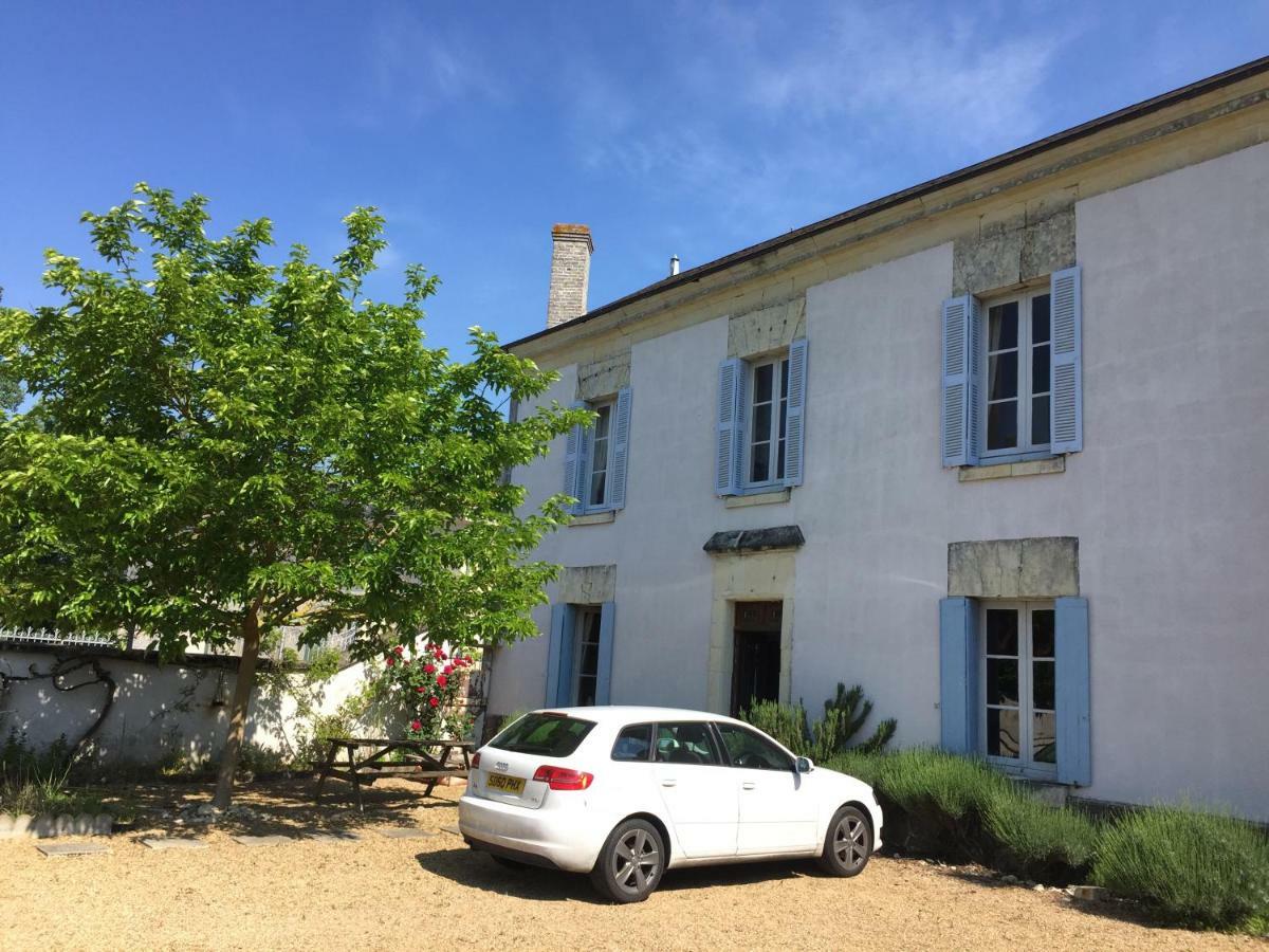 Loire-Farmhouse Holiday Home Chinon Exterior photo